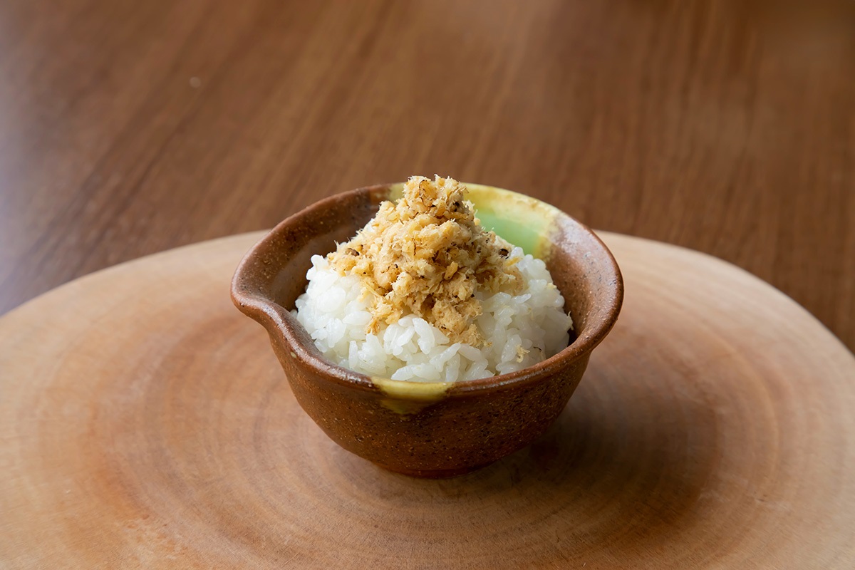 常温】炙り金目鯛フレーク｜魚商 小田原六左衛門（さかなや おだわら